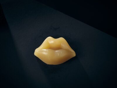 Luxury Soap Devotion Hot Lips Closeup