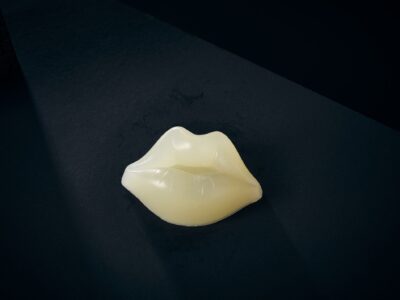 Luxury Soap Purity Hot Lips Closeup
